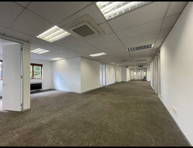 385M² OFFICE TO LET IN SANDTON CENTRAL